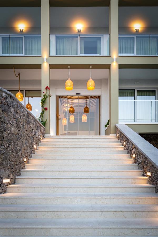 Eleals Boutique Hotel Perama  Zewnętrze zdjęcie